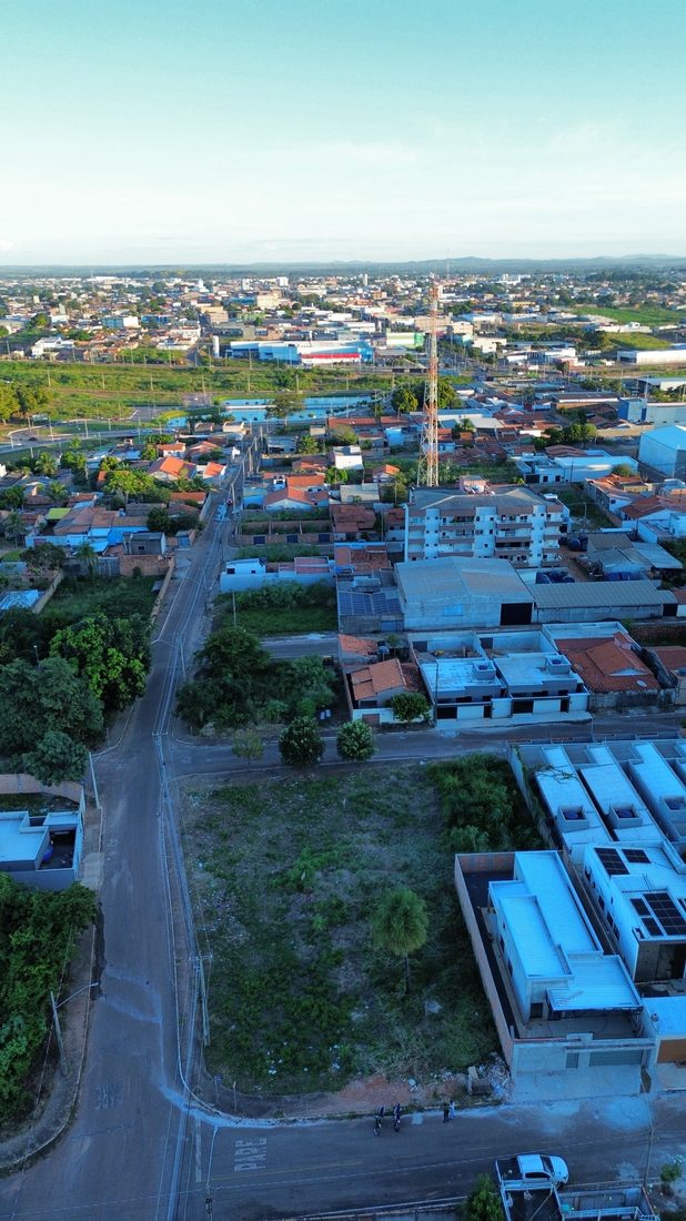 Imagem crua — vista aérea original